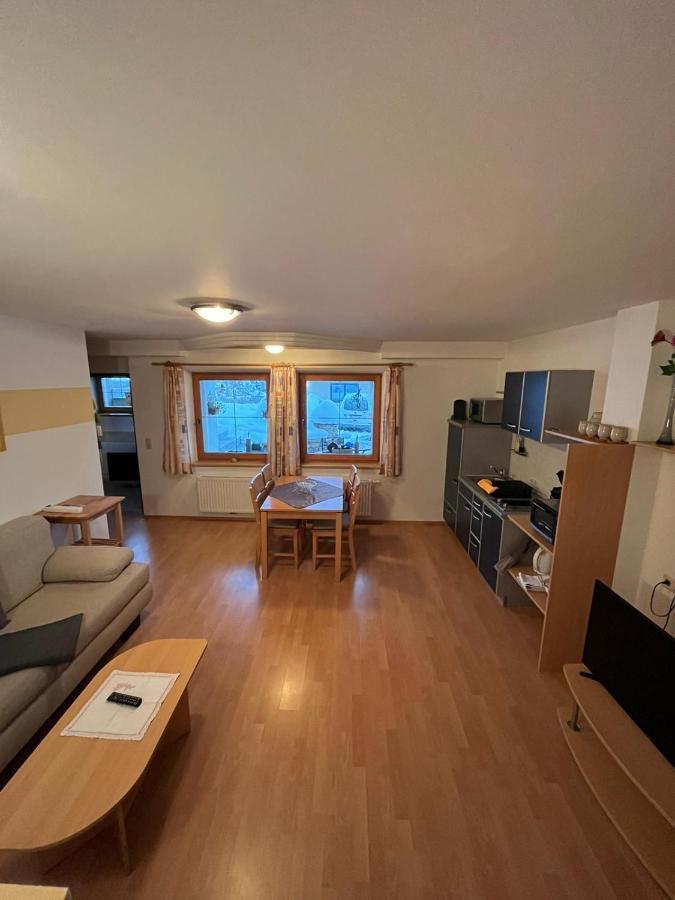 Ferienwohnung Gertraud Und Peter Geisler Finkenberg Exterior photo